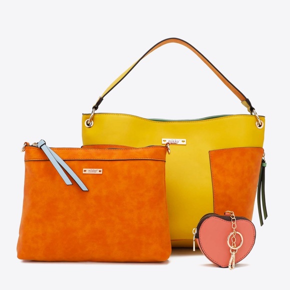 Nicole Lee USA Sweetheart Handbag Set - Picture 6 of 11